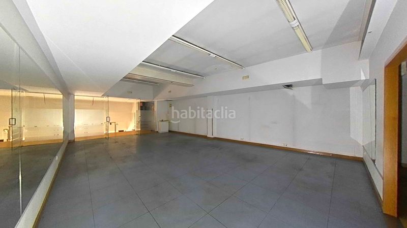 Foto 76dfa654-bdf1-47f0-90c3-c35e96bcf114. Local comercial a Centre Figueres