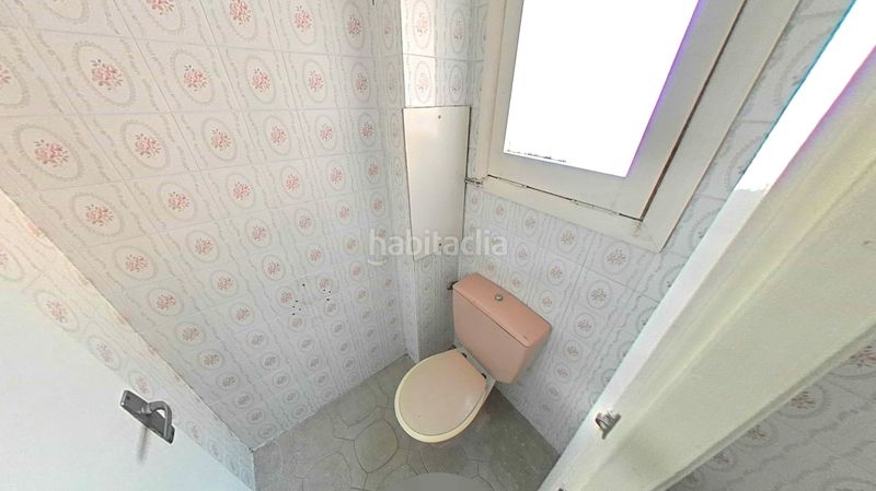 Foto aa873d86-110e-40c0-8d48-db695e0bfada. Local comercial a Centre Figueres