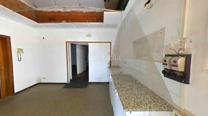 Foto bc39faa6-8ad5-4d44-91e9-1c31cfcd5b51. Local comercial a Centre Figueres
