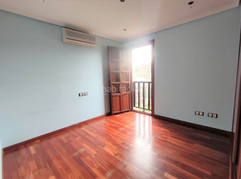 Foto 9bcc31fe-9936-4ff9-bfce-efa2d2693885. Etagenwohnung mit pool in Lobios