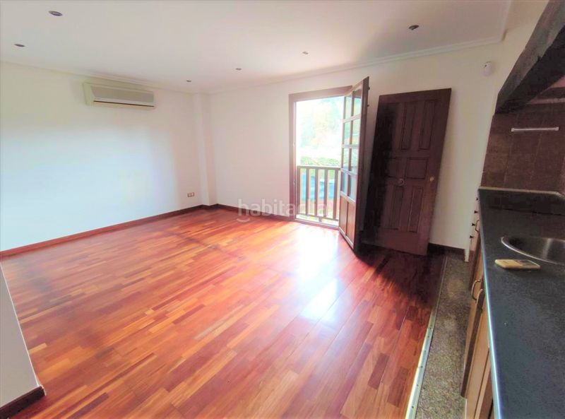 Foto d3cfc08e-ce16-44ee-a612-80fdfb950fc5. Etagenwohnung mit pool in Lobios