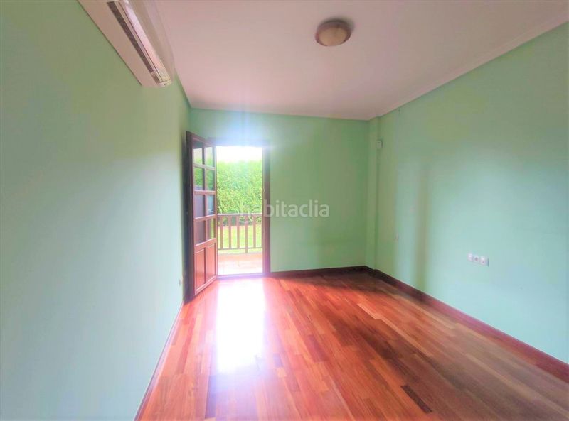 Foto d6353b45-43c3-46e1-bf35-0df6d761f5c5. Etagenwohnung mit pool in Lobios