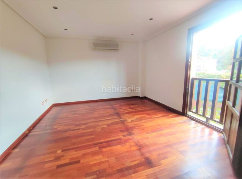 Foto 2a01f48f-af38-4c8d-9895-e131939905f6. Piso en Lobios