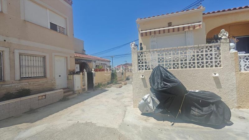 Foto fe611994-afbc-4405-9172-59c442c41b3a. Casa en San Fulgencio