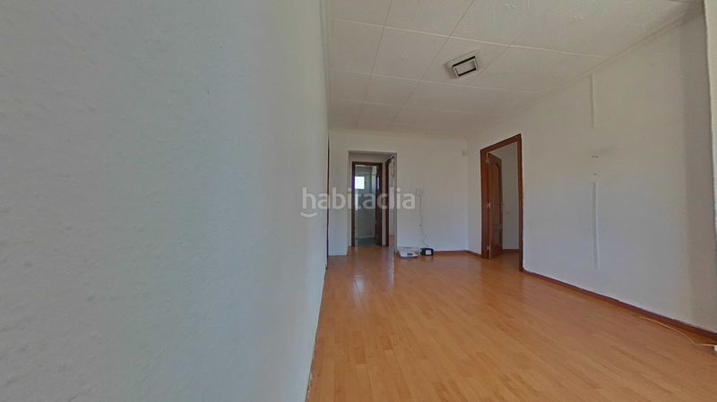 Foto 93cb9395-6b46-49eb-9c0c-e60170722bc6. Pis a Les Termes Sabadell