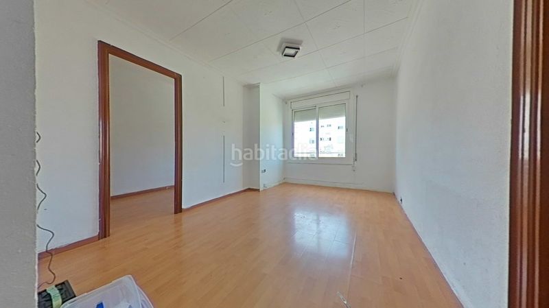 Foto eb5dbeb8-a315-4693-818f-05932aa532c1. Pis a Les Termes Sabadell