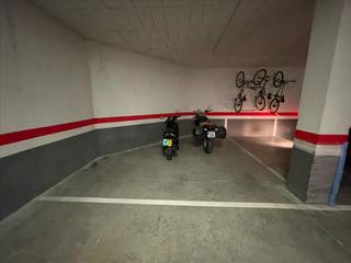 Autoparkplatz  President francesc macia