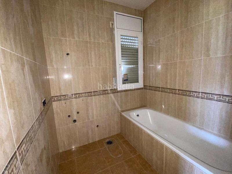 Foto ba7b56ef-310d-4445-8933-615116364b67. Casa adossada amb piscina a Benavent de Segrià