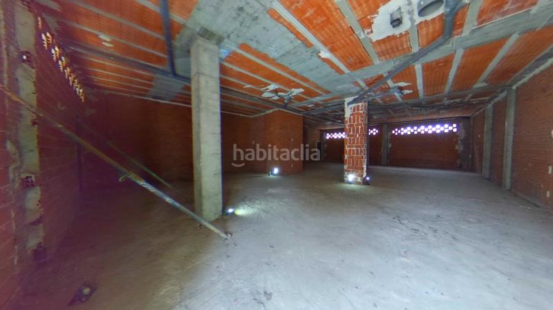Foto c0bb9aa8-5544-47e6-9b02-12c944632326. Local commercial dans Humanes de Madrid