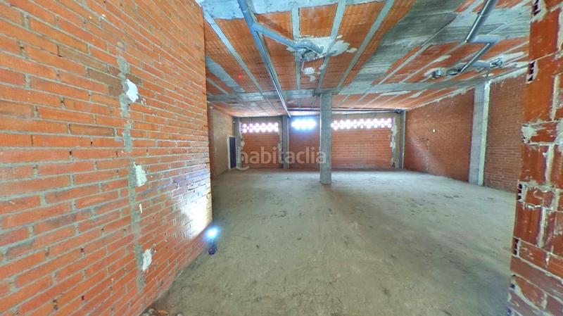 Foto d3eeb232-6152-47c7-aae2-5260d22b8b98. Local commercial dans Humanes de Madrid