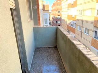 Pis  Calle cervantes 1 3º 0