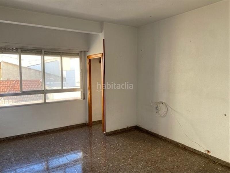 Foto e7623903-1a5f-40dd-aac8-e575dfc62f11. Pis a Yecla