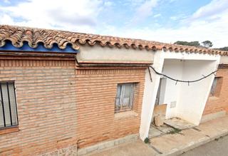 Pis  Calle barrio del pilar                        00007