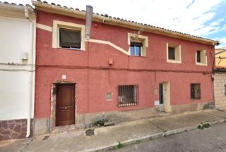 Pis  Calle barrio del pilar                        00012