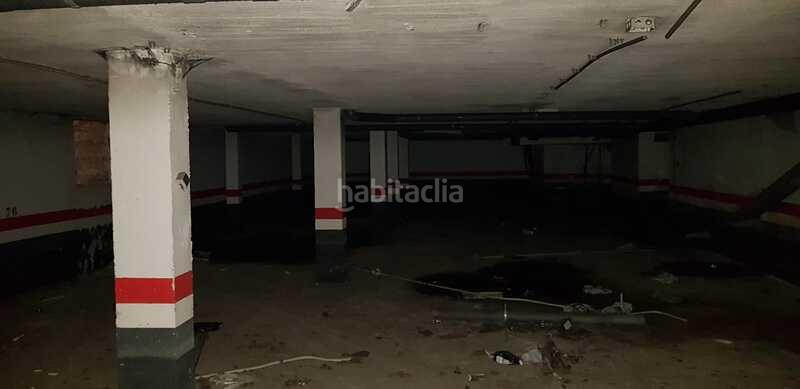 Foto b8d491e4-5b28-40e5-b5b5-7e7da97ea64a. Aparcament cotxe a Valdepeñas