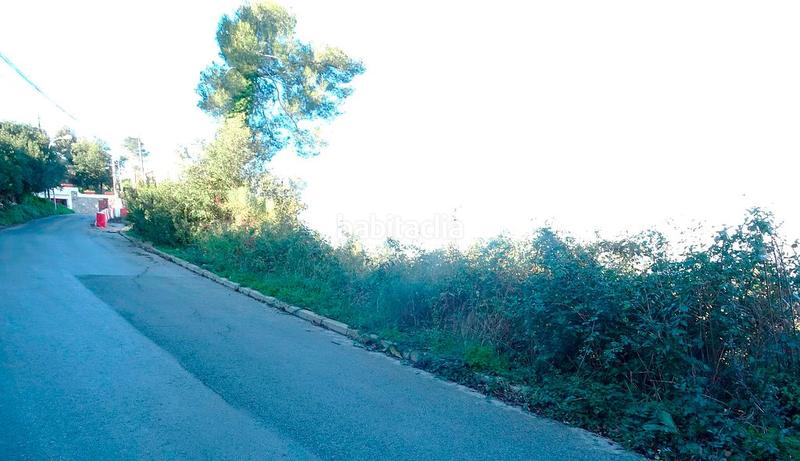 Foto b9dba80f-85ab-48b7-b086-057e1fd4e601. Terreny residencial a Torrelles de Llobregat