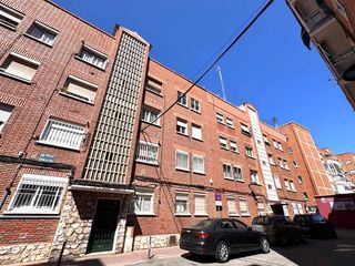 Flat  Escuelas pias