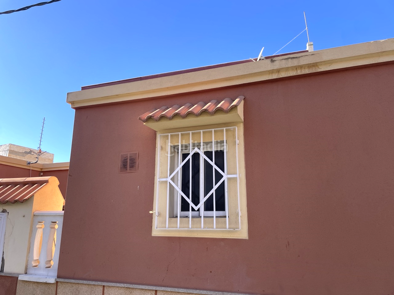 Foto 93888ad3-97bb-4ea2-8e8f-20121b9bef09. Haus in La Chanca - Pescadería Almería