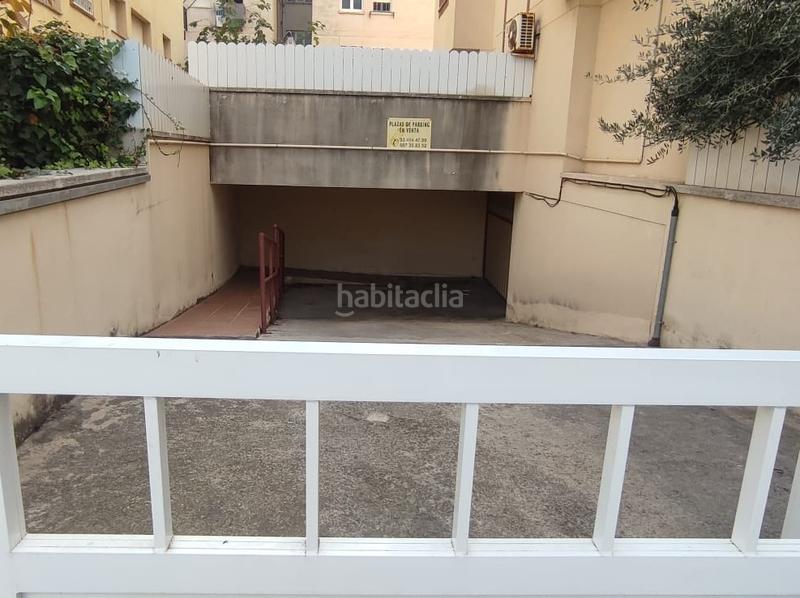 Foto 125ea04b-d351-4049-9a1f-5d362a88a118. Aparcament cotxe a Segur de Calafell nucli urbà Segur de Calafell
