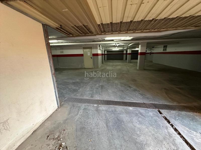 Foto a628a1c6-e5ea-46e1-af29-55257428cf9b. Aparcament cotxe a Segur de Calafell nucli urbà Segur de Calafell