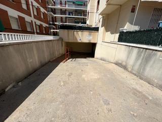 Autoparkplatz  Baixador