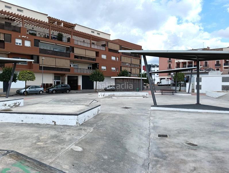 Foto 19b6462a-6b1e-43f1-865d-1f194809dc77. Aparcament cotxe a Puente Genil