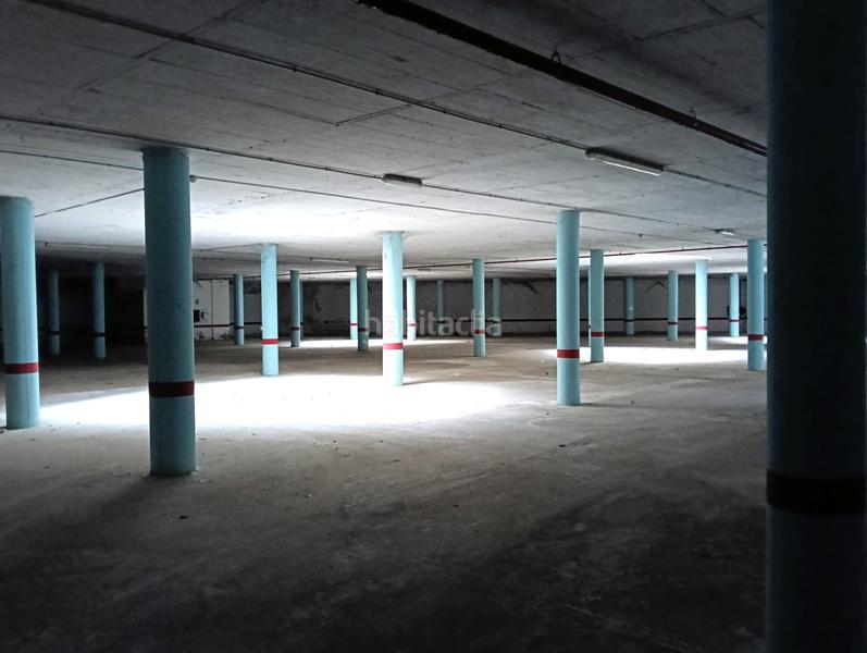 Foto 8e4485f5-ecc5-4fec-a429-83fbd6a131a1. Posto auto in Puente Genil