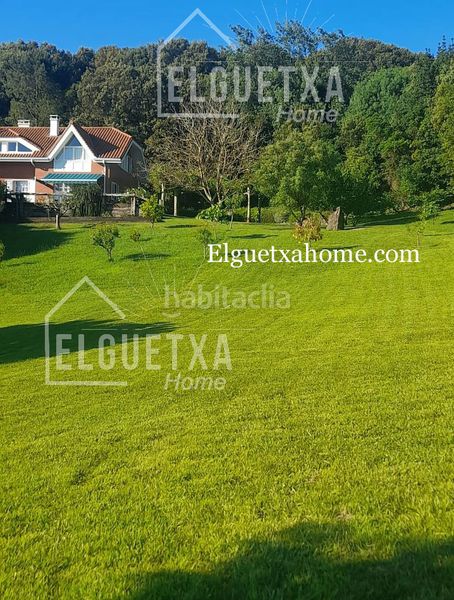 Foto 48829a1e-8b58-4b21-a0f0-4301101e4538. Casa aparellada amb xemeneia calefacció aparcament a Plentzia