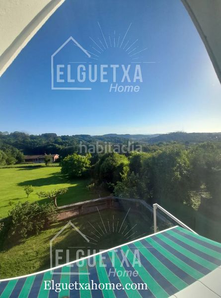 Foto 7a9c72eb-beab-4fee-9c82-68aff2818d15. Casa aparellada amb xemeneia calefacció aparcament a Plentzia