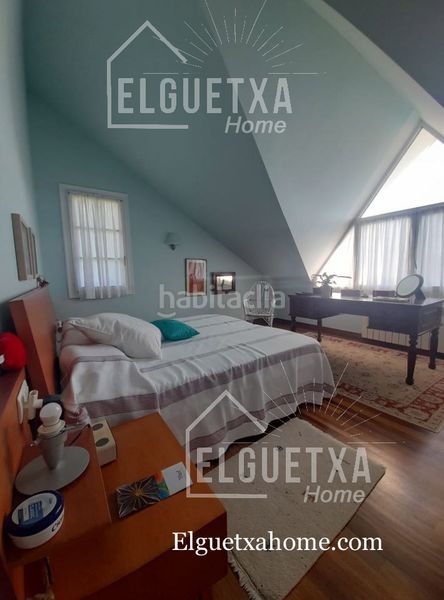 Foto ee7ae825-314a-4f8f-858d-a2520c9877ca. Casa aparellada amb xemeneia calefacció aparcament a Plentzia