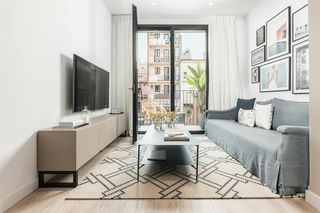 Rent Flat  N/a. Carrer de villarroel, barcelona