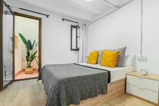 Location Appartement  N/a. Carrer de freixures, barcelona