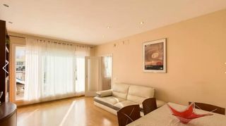 Rent Flat  N/a. Carrer gran de sant andreu, barcelona