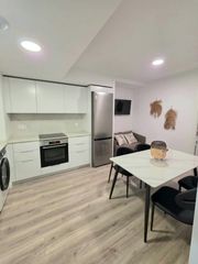Miete Etagenwohnung  N/a. Carrer desteve ballester, valencia