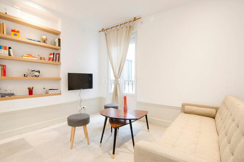 Foto 53919b1b-3369-491a-bf0e-56038cf60822. Rent flat with heating in Universidad-Malasaña Madrid