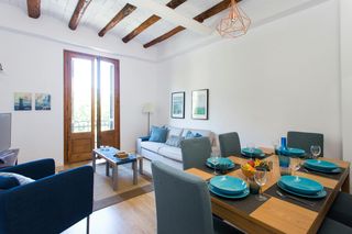 Location Appartement  N/a. Avinguda del paral.lel, barcelona
