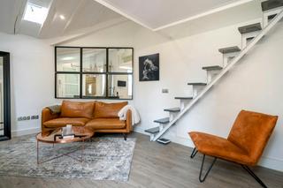 Flat in N/A