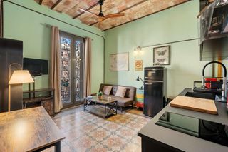 Rent Flat  N/a. Carrer del comte durgell, barcelona