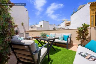 Rent Flat  N/a. Calle rodrigo caro, sevilla