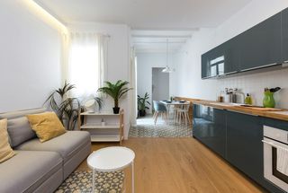 Miete Etagenwohnung  N/a. Carrer de lhospital, barcelona