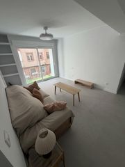 Miete Etagenwohnung  N/a. Calle de los sagrados corazones, madrid