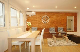 Rent Flat  N/a. Carrer de la junta de comerç, barcelona