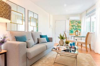 Miete Etagenwohnung  N/a. Calle pajaritos, sevilla