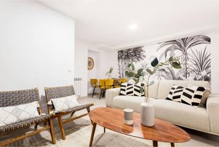 Flat in N/A