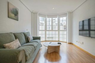 Miete Etagenwohnung  N/a. Calle de eraso, madrid