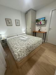 Miete Etagenwohnung  N/a. Calle de godella, madrid