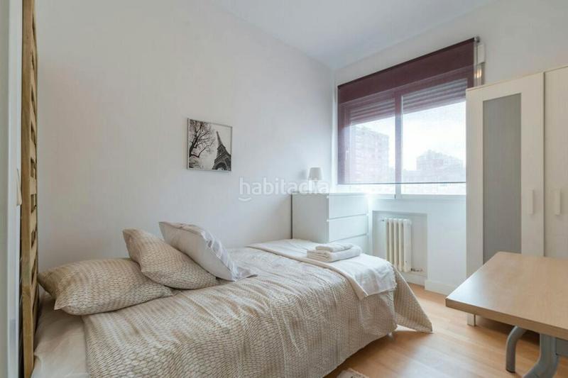 Foto 08c5a5e7-eb00-4ac5-92a4-9c9c34775c05. Miete etagenwohnung mit heizung in Cuatro Caminos - Azca Madrid