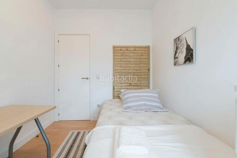 Foto 8f9fbc0b-9ec5-4fac-acf2-e988485c0817. Rent flat with heating in Cuatro Caminos - Azca Madrid