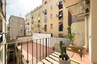 Affitto Appartamento  N/a. Carrer de sant antoni abat, barcelona