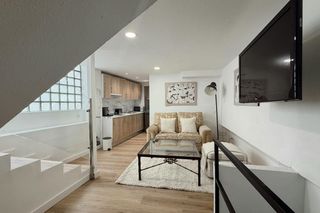 Rent Flat  N/a. Calle pinos alta, madrid